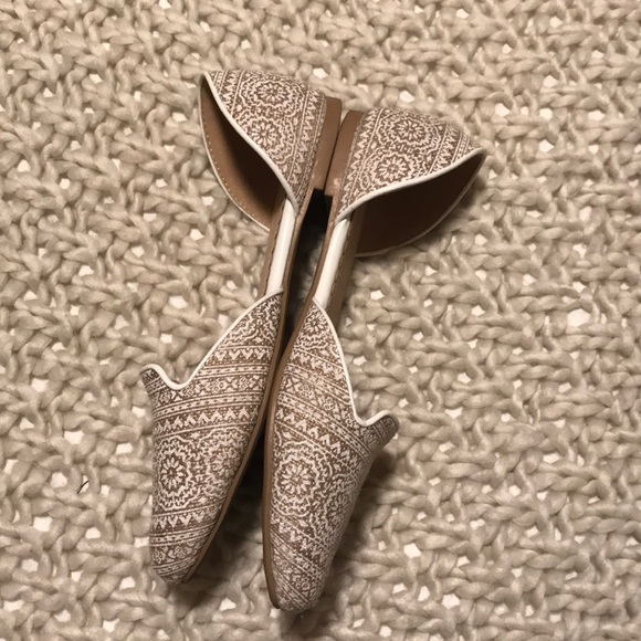 Pointed toe flats - Picture 3 of 5